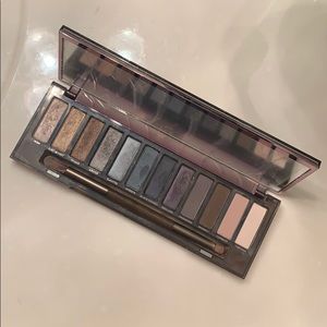 Urban Decay Naked Smoky eye pallet